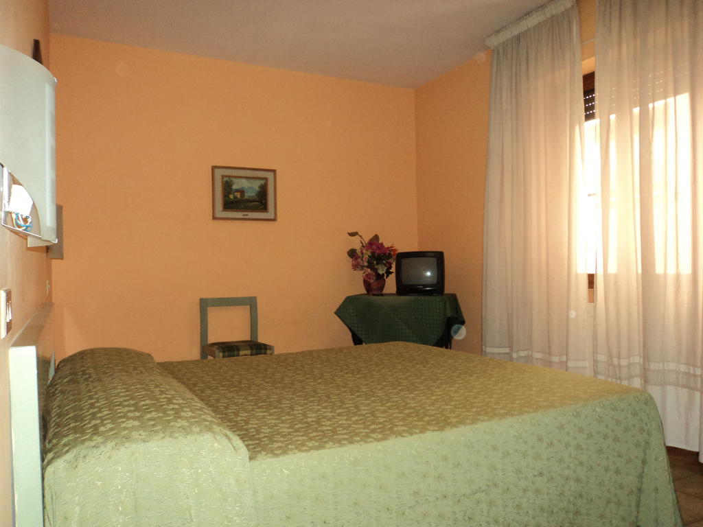Zenith Hotel Монтекатини Терме Стая снимка