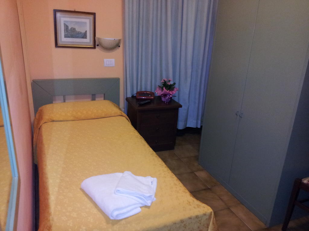 Zenith Hotel Монтекатини Терме Стая снимка